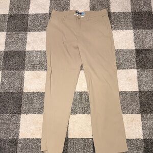 Roundtree & Yorke Men's Khaki Chinos